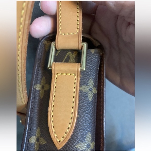 Louis Vuitton St Cloud - Picture 11 of 14